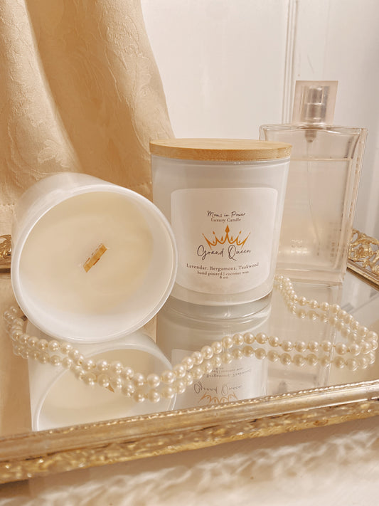 Grand Queen Candle